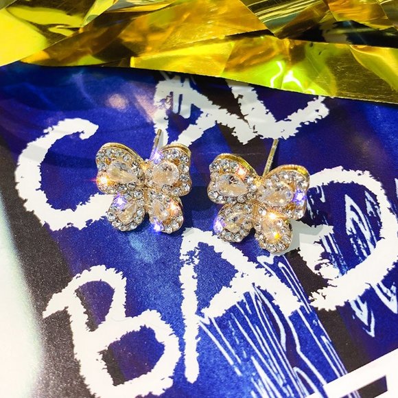 *NEW 18K Yellow Gold Diamond Butterfly Earrings B - Picture 7 of 11